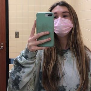 Meet your Posher, Ellie